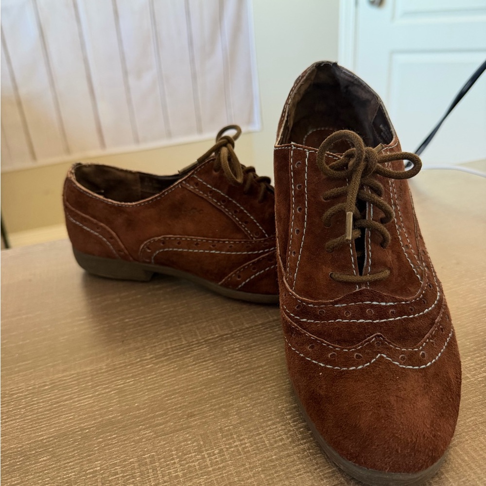b.o.c. Brown Suede Wingtip Brogue Oxford Shoes Size 7.5